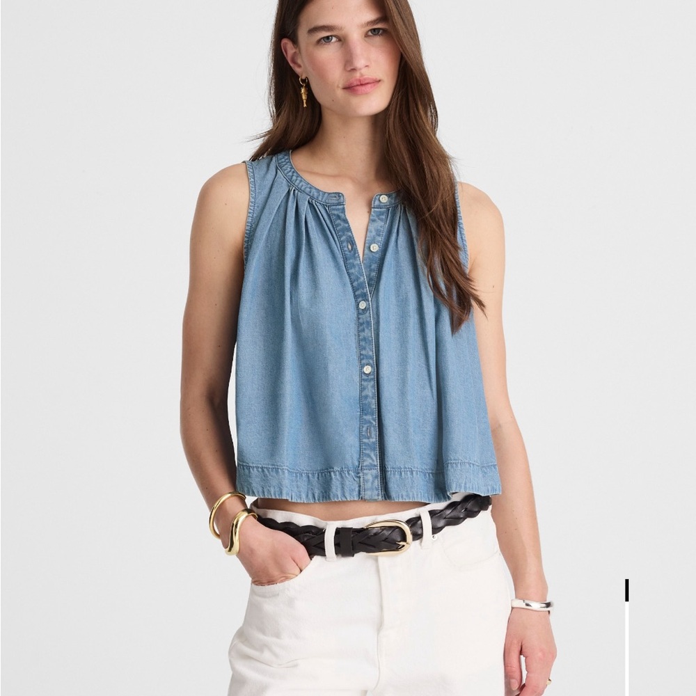 Madewell Button Front Tank in Ashbury Wash - Airy Denim
